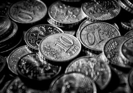Monochrome Exchange IEO
